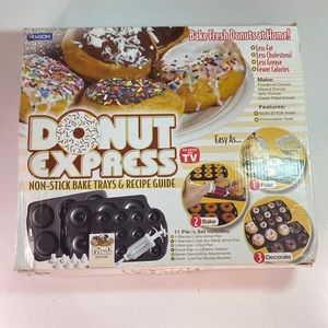 As Seen on Tv Donut Express Doughnut Open Box